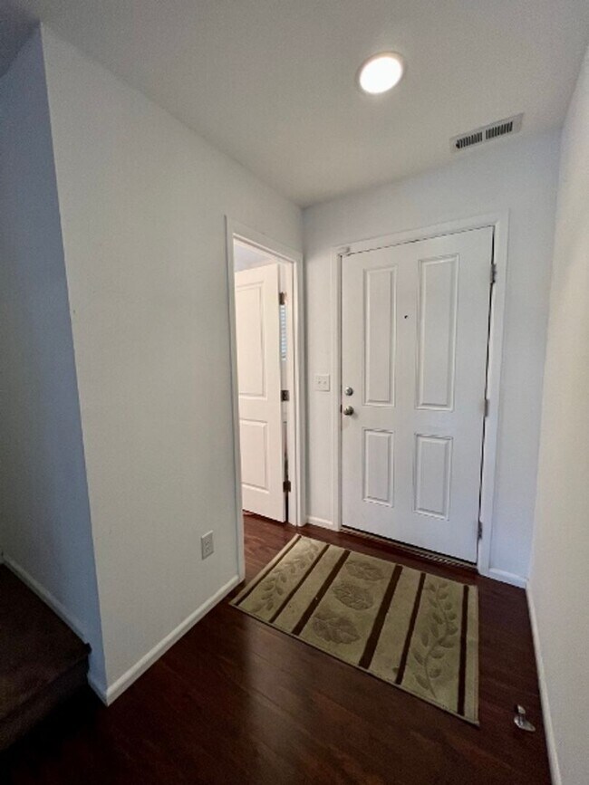 Tumwater 3 BD + Office Space House House Rental in Tumwater, WA