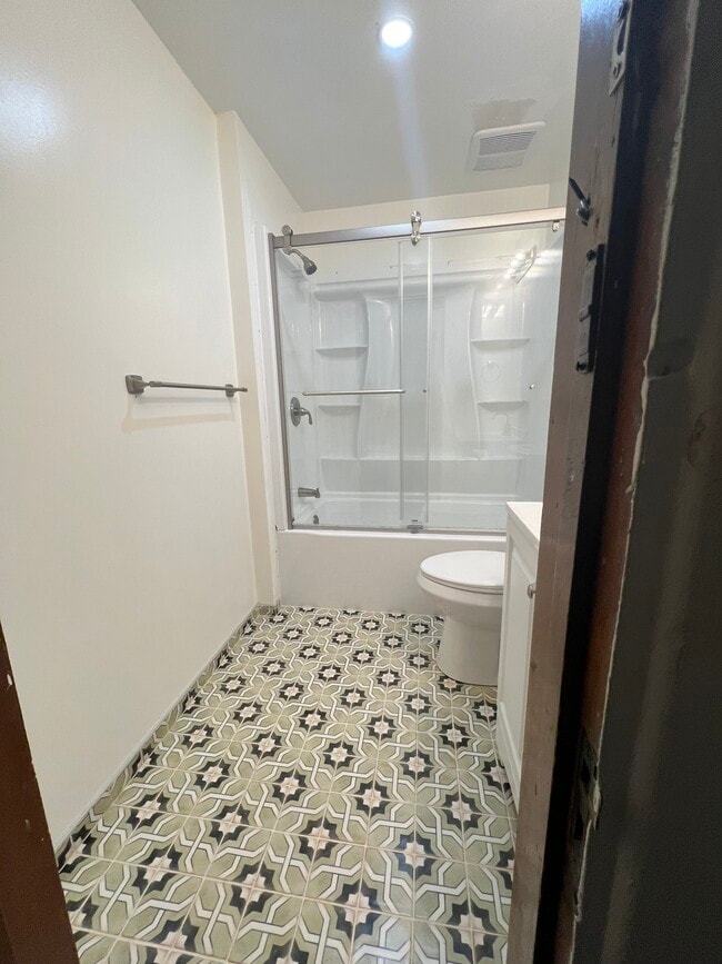 Photo - 1124 Rosario Dr