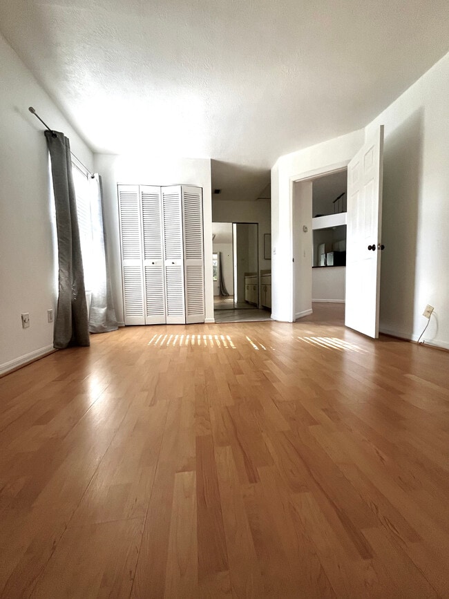 Photo - 1966 Sixty Oaks Ln