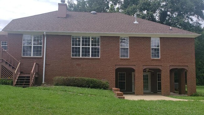 Photo - 350 Swindall Cir