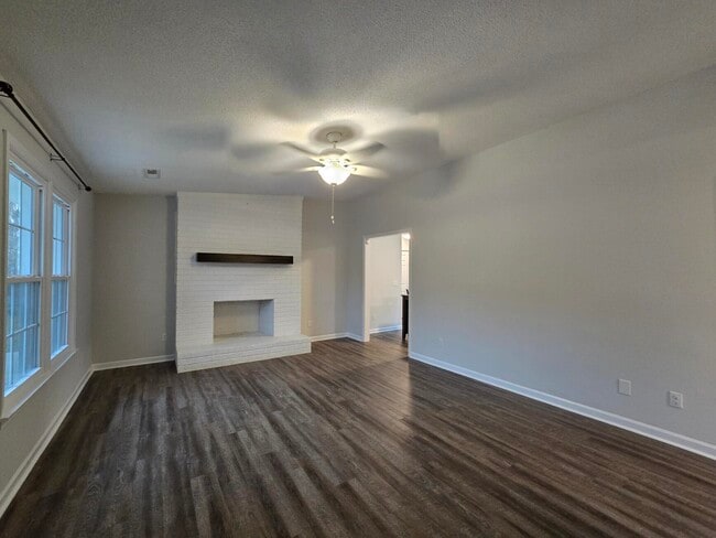 Photo - 620 Rainbow Dr