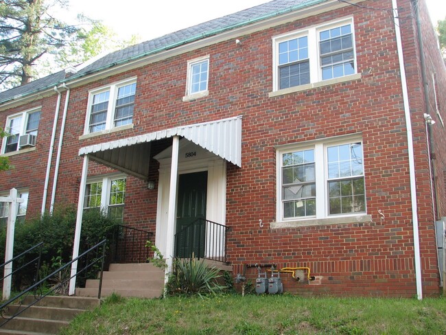 FRONT ENTRANCE - 5804 14TH ST NW - 5804 14th St NW Apartments Unit 1A