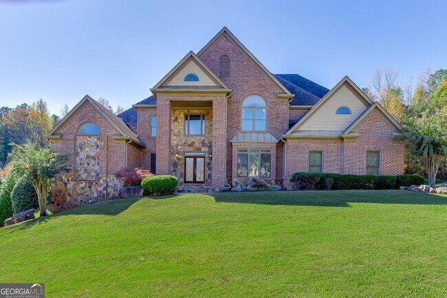 Photo - 940 Chateau Forest Rd