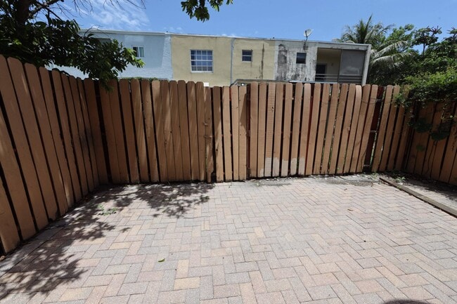 Photo - 5953 NW 24th Ct