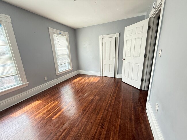 Photo - 140 Pennsylvania Ave