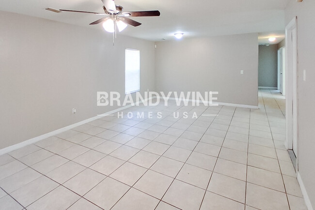 Photo - 3709 E Grove St