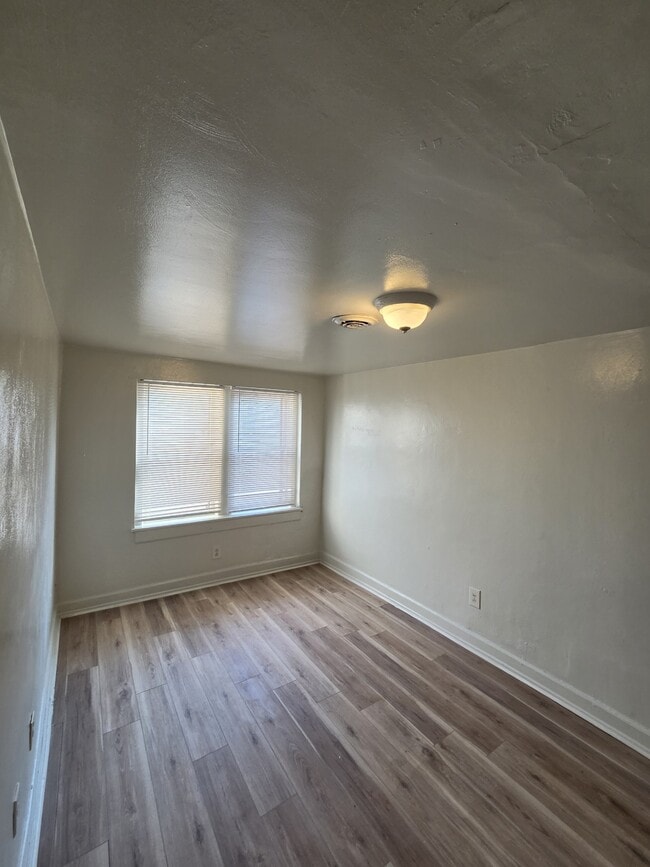 1222-1224 Maple Ave SW