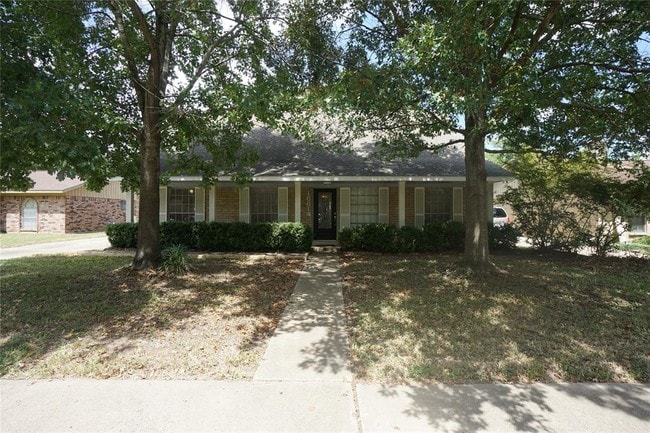 Building Photo - 16614 Cairnway Dr Rental