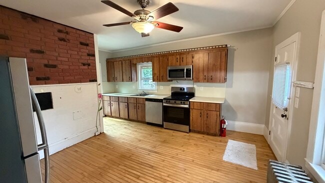 Photo - 177 Pleasant St Unit 1