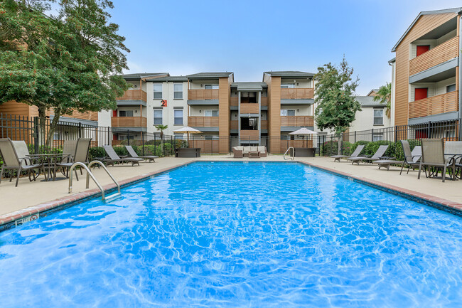 Building Photo - Grove At Plantation Rental