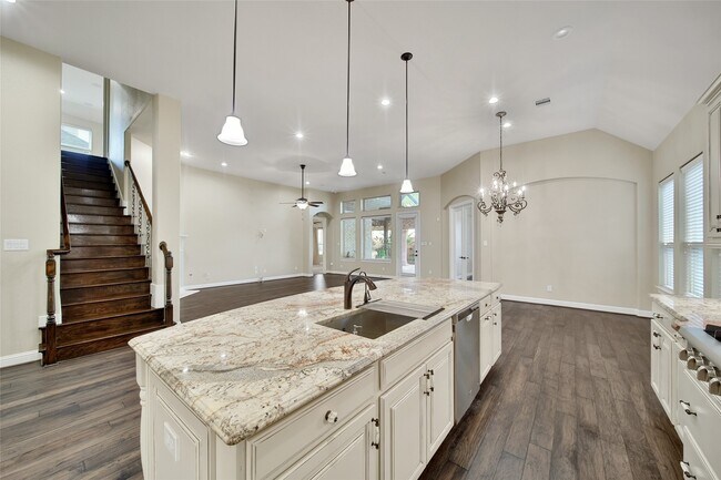 Photo - 22714 Alderdale Ln