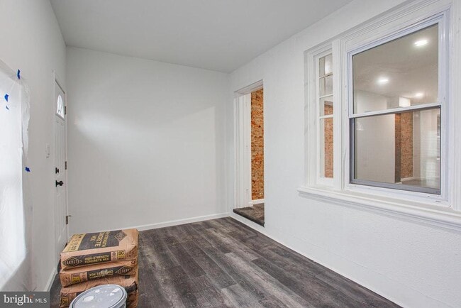 Photo - 5511 Willows Ave