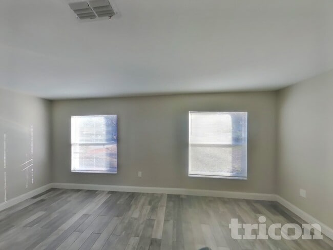 Photo - 10391 Lear St