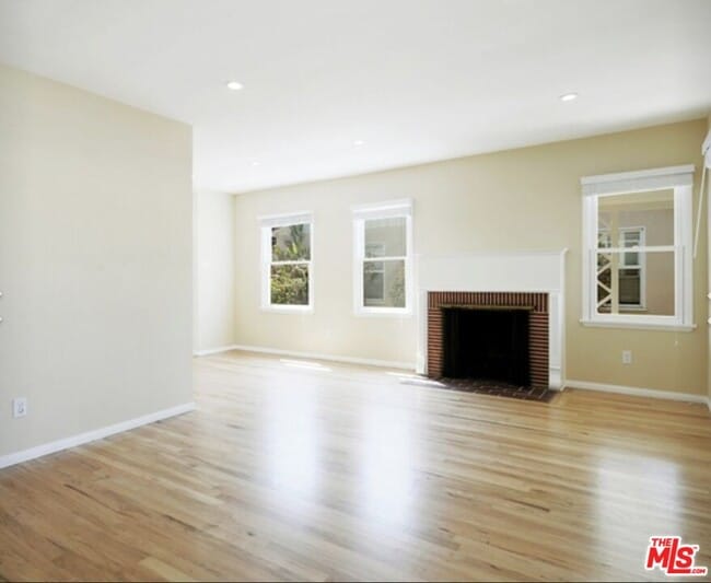 Photo - 4156 Chase Ave