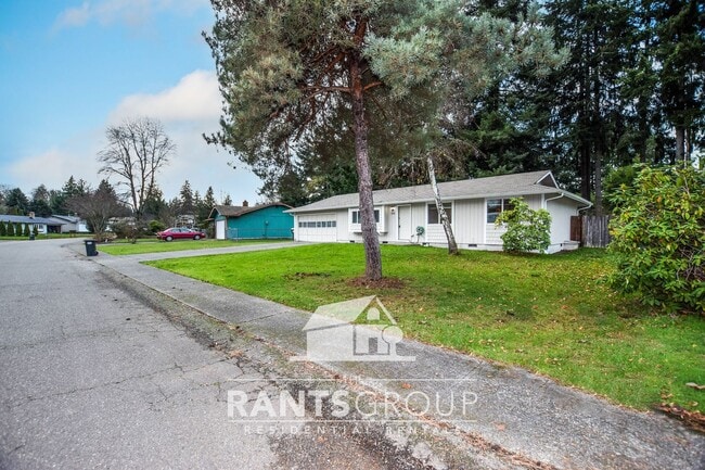 Photo - Charming 3 Bedroom Rambler in Great Lacey Location — Apply Today