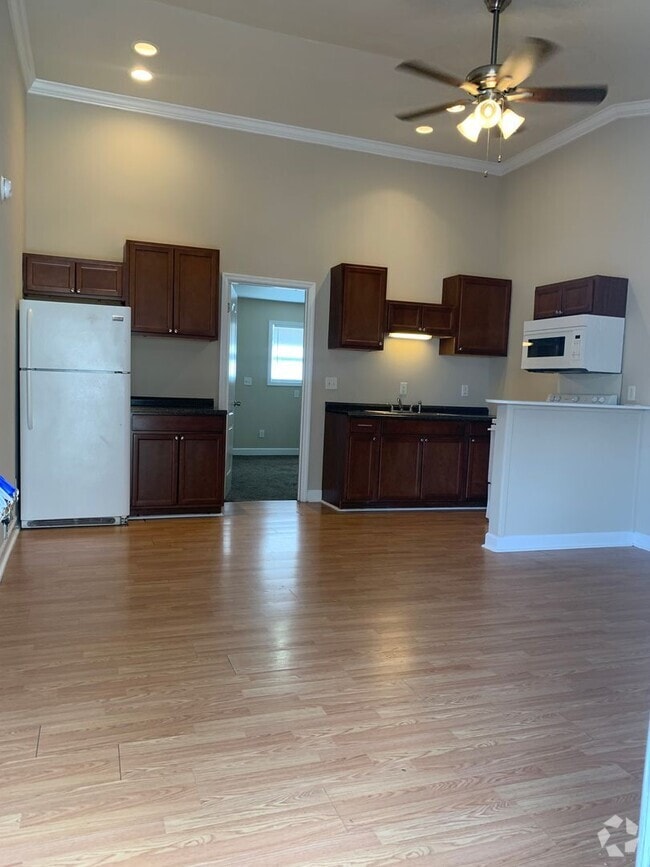 Building Photo - Walson Way Rental