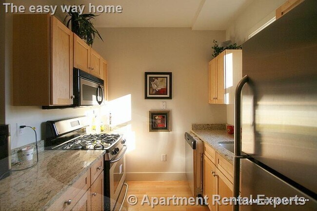 Building Photo - 110 Second St Unit #105