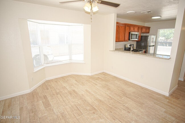 Photo - 3425 Risner Pl