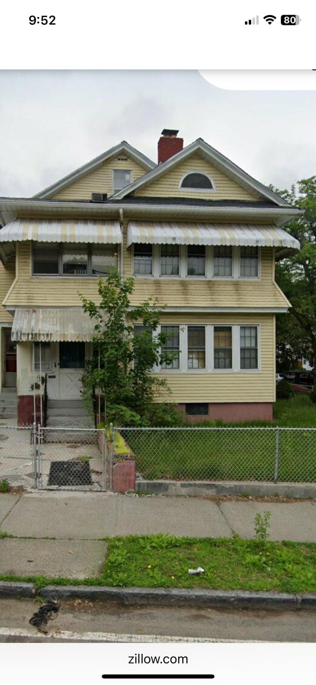 Building Photo - 572 Dickinson St Unit Diana