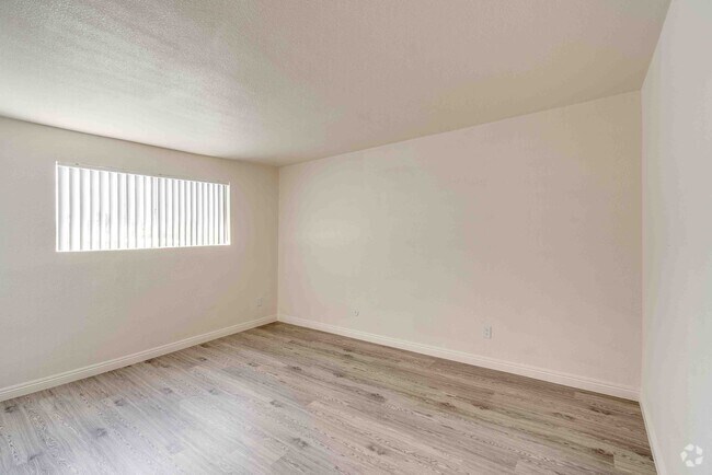 1HAB, 1BA - 598 ft²