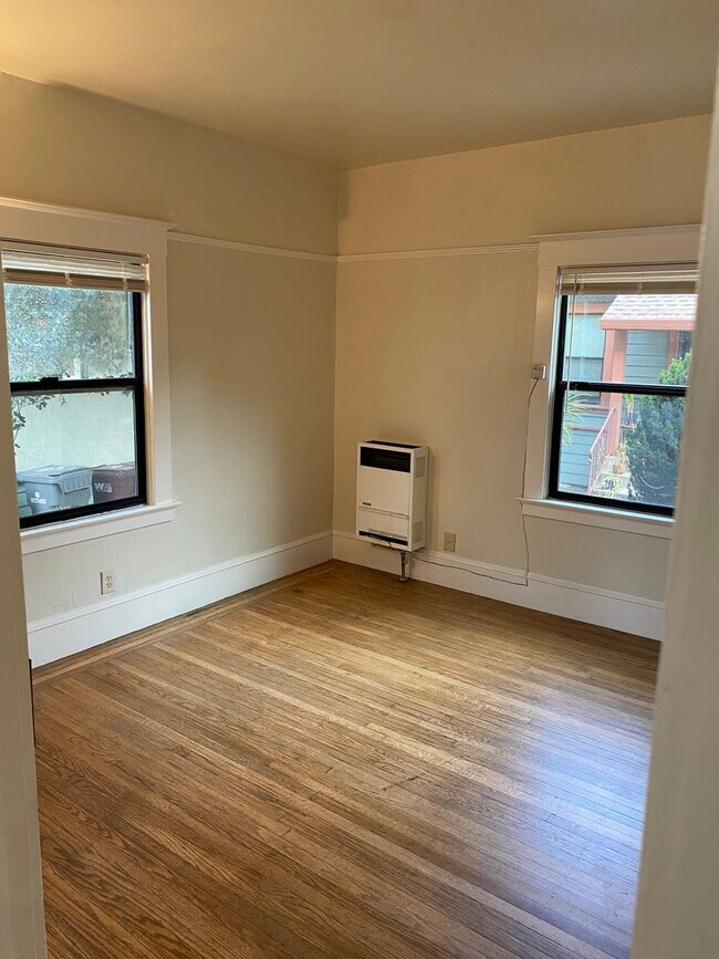 Photo - 752 55th St Unit 754 55th St.