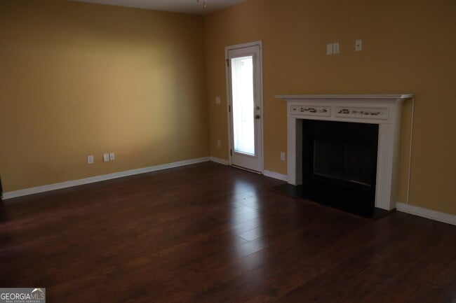 Photo - 131 Dustin Dr