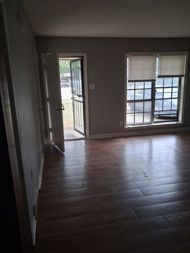Photo - 3243 Benjestown Rd