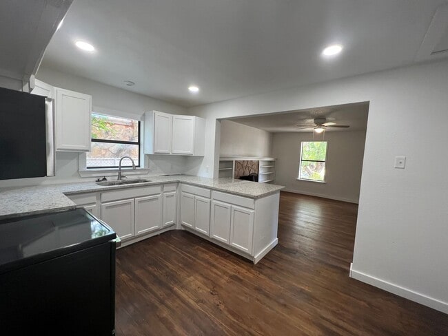 Photo - Cute 3-bedroom, 2-bath