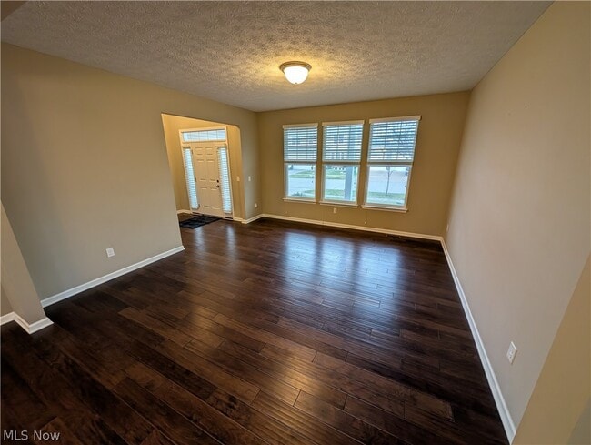 Photo - 32815 Rebecca Ln