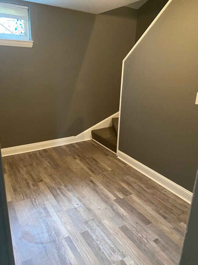 Foyer - 614 harwood ave Townhome