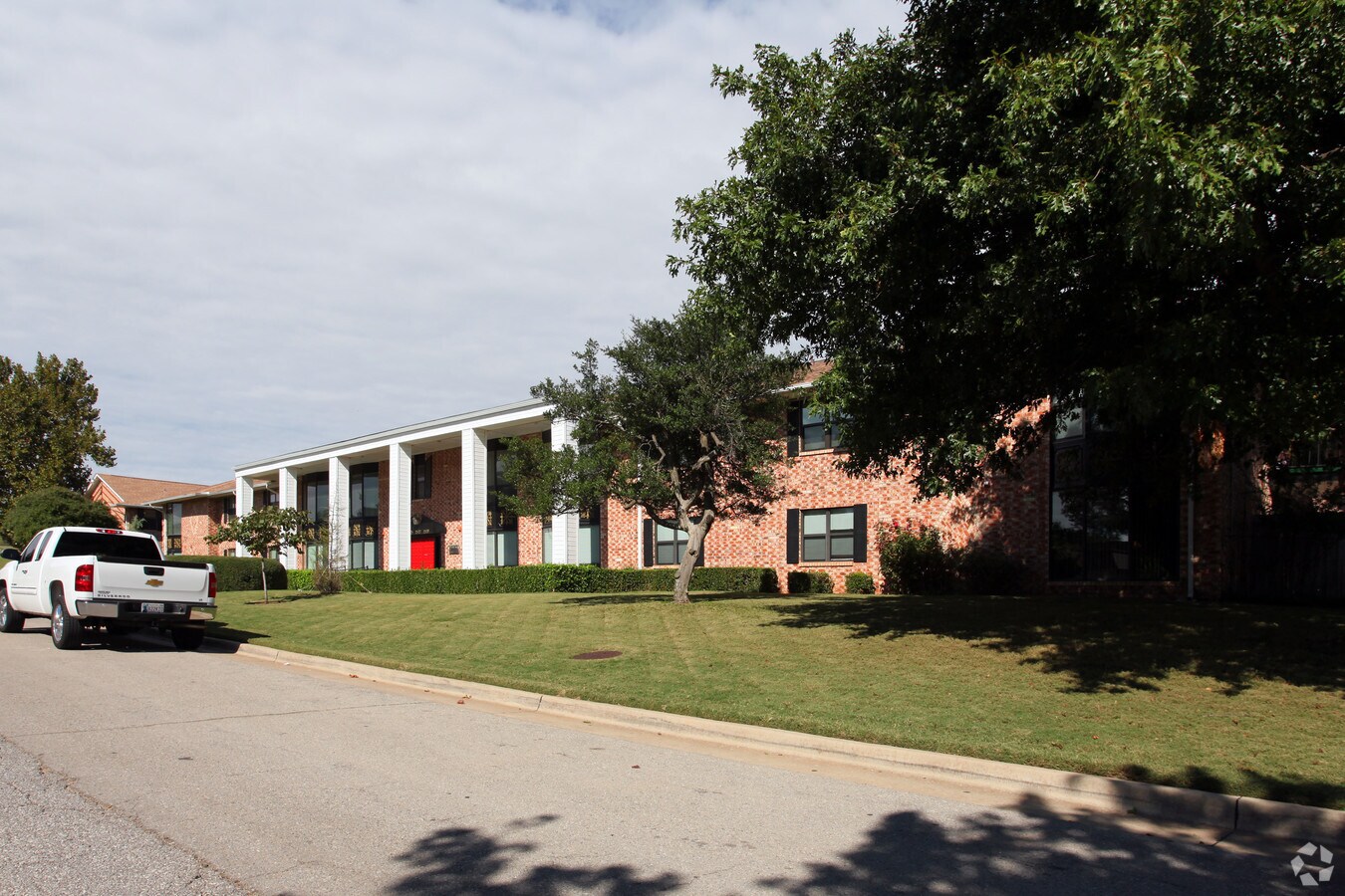 Photo - Imperial Terrace Condominiums