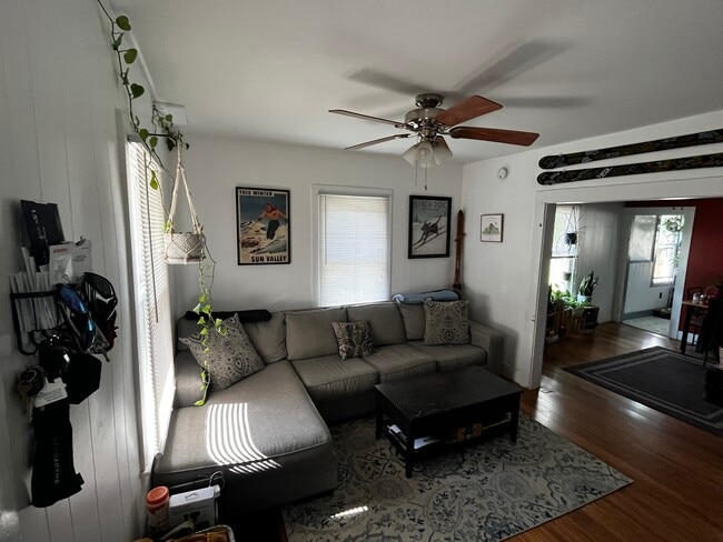 Living Room - 83 Hayward St Unit 83