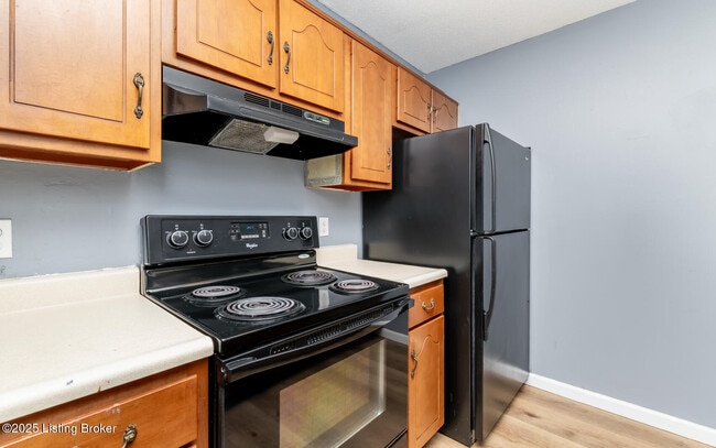 Photo - 530 Independence Ct