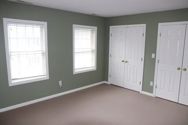 Photo - 570 Danbury Road