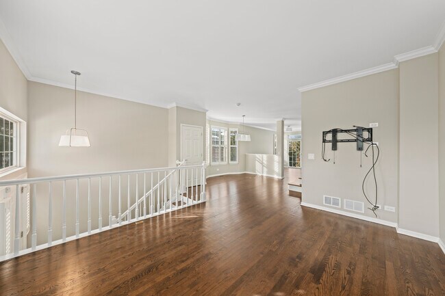 Photo - 2106 Rugen Rd