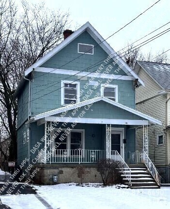 Building Photo - 79 Henrietta Ave Rental