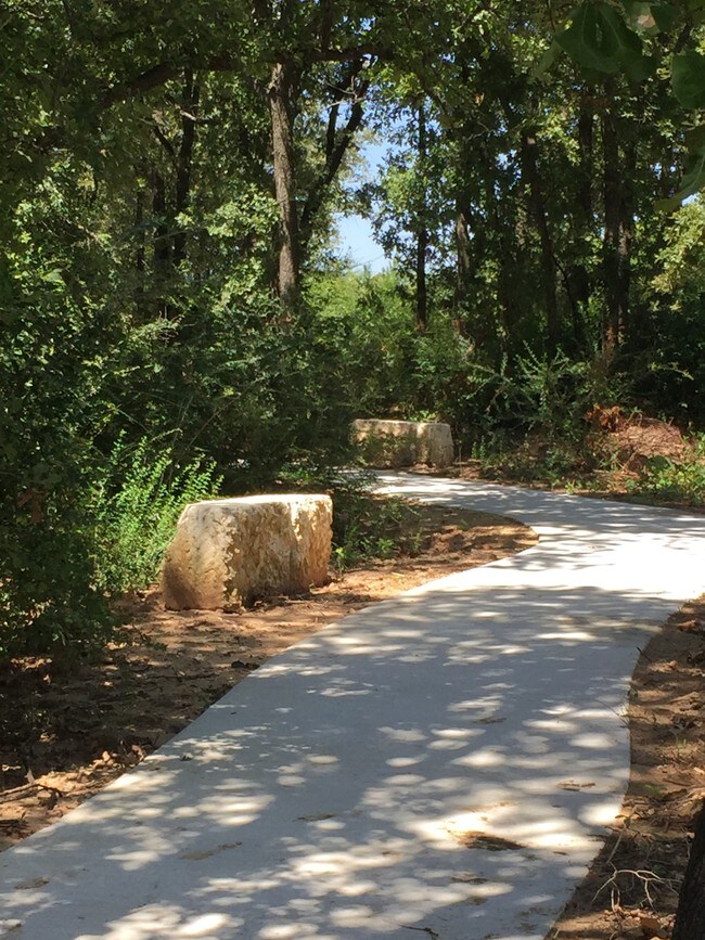 Photo - Sequoia Village