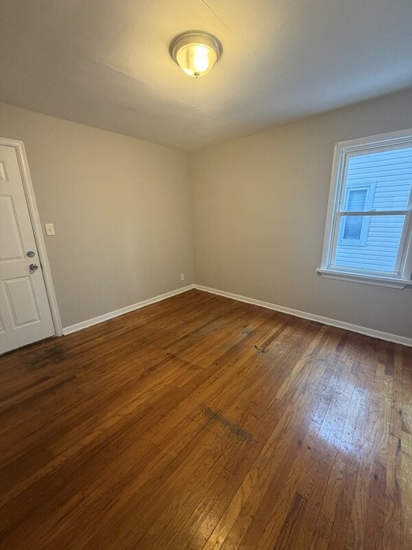 Photo - 18424 Maple Heights Blvd