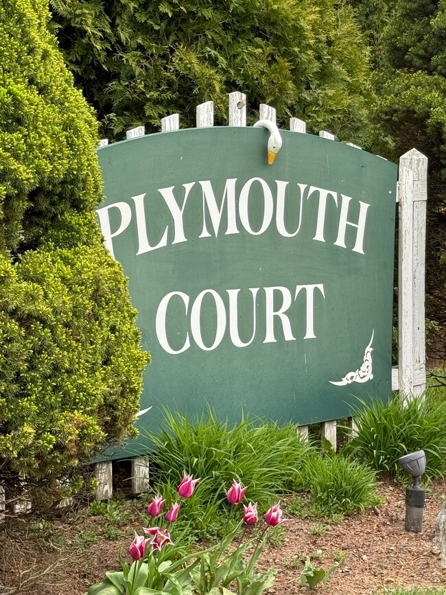 Photo - 14 Plymouth Ct Unit 14