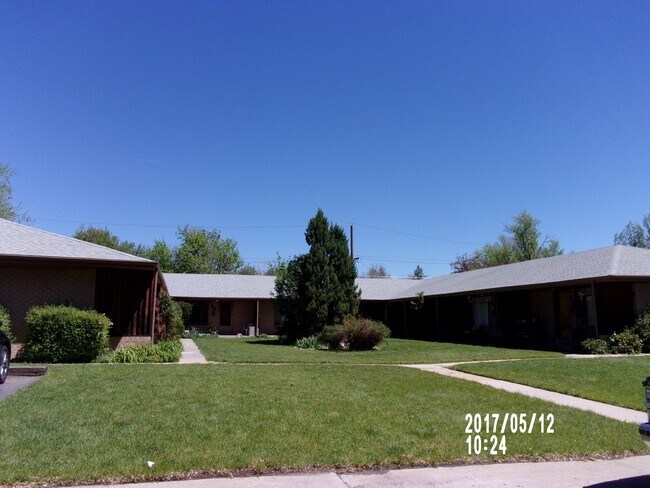 Prime Lakewood Location - 1 Bedroom - (8247-16th)