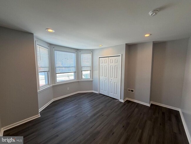 Photo - 38 N Redfield St