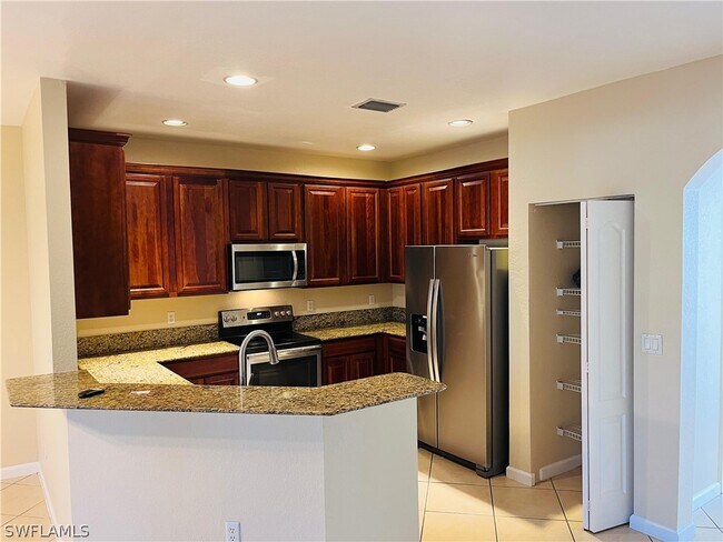 Photo - 7009 Romana Way