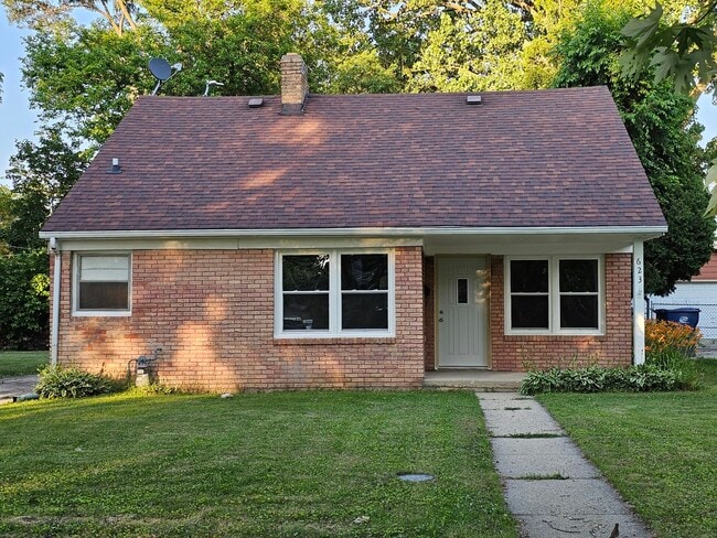 Building Photo - 623 Westmoreland Ave Rental