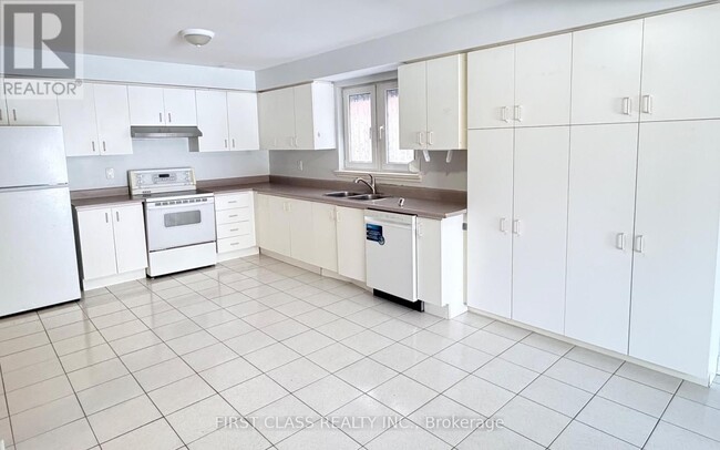 Photo - 238 N Lake Rd