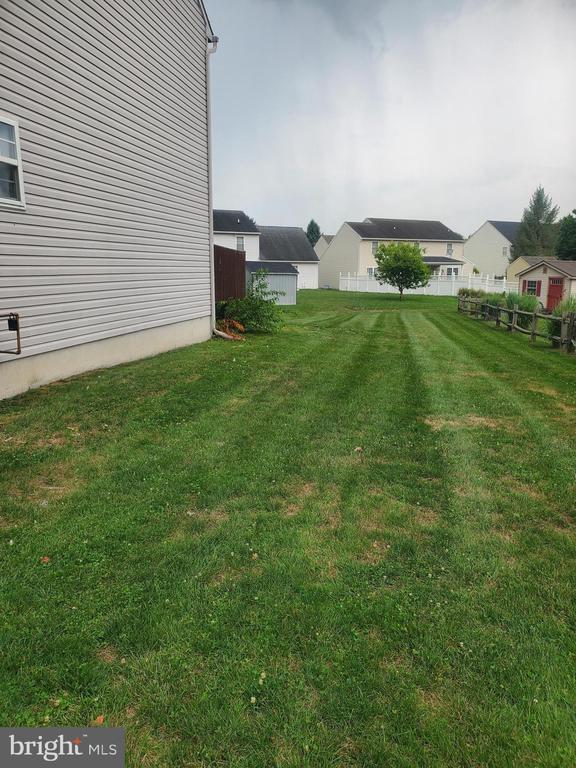 Photo - 667 Walnut Tree Dr