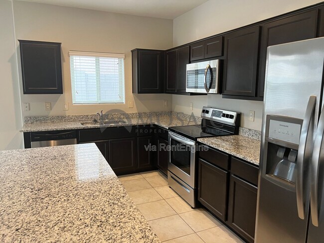 Photo - 42128 W Lunar St