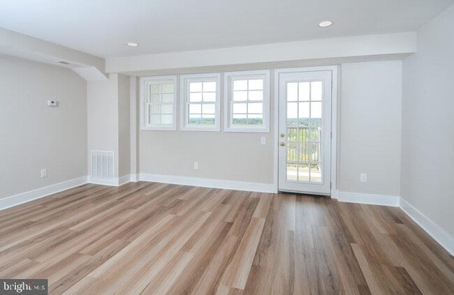 Building Photo - 515 W Chelten Ave Unit 2B-1302 Rental