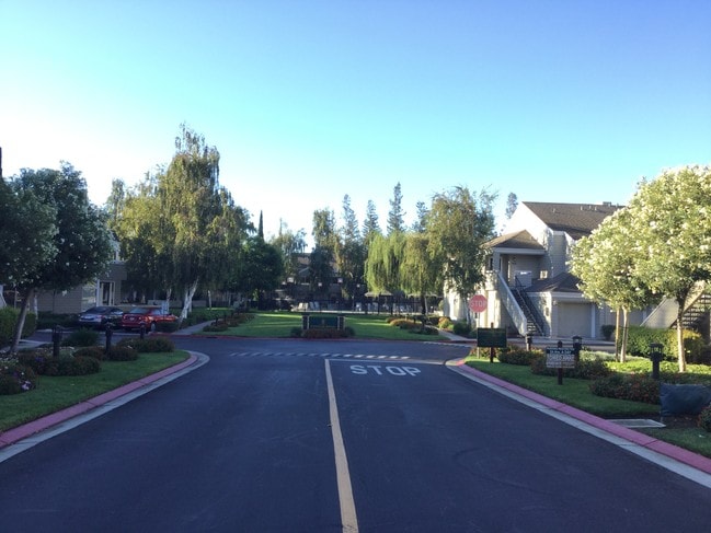 Photo - 1701 Parkview Green Cir Unit 1701 PARKVIEW GREEN CIRC