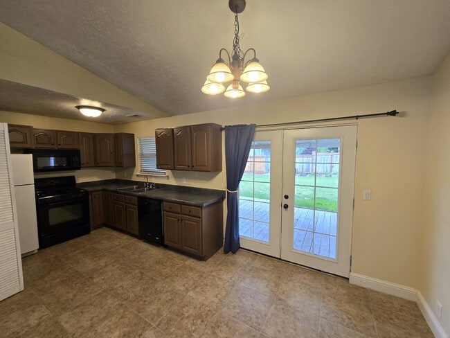 Photo - 2575 Dry Creek Dr