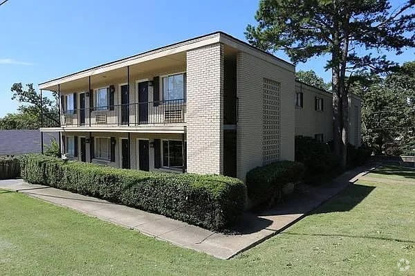 Building Photo - 5101 H St Rental